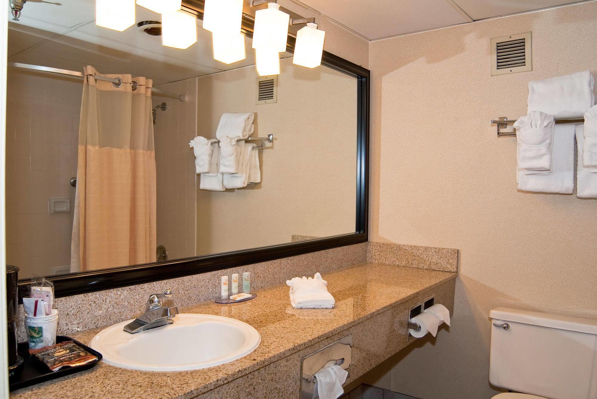 Quality And Conference Center Springfield