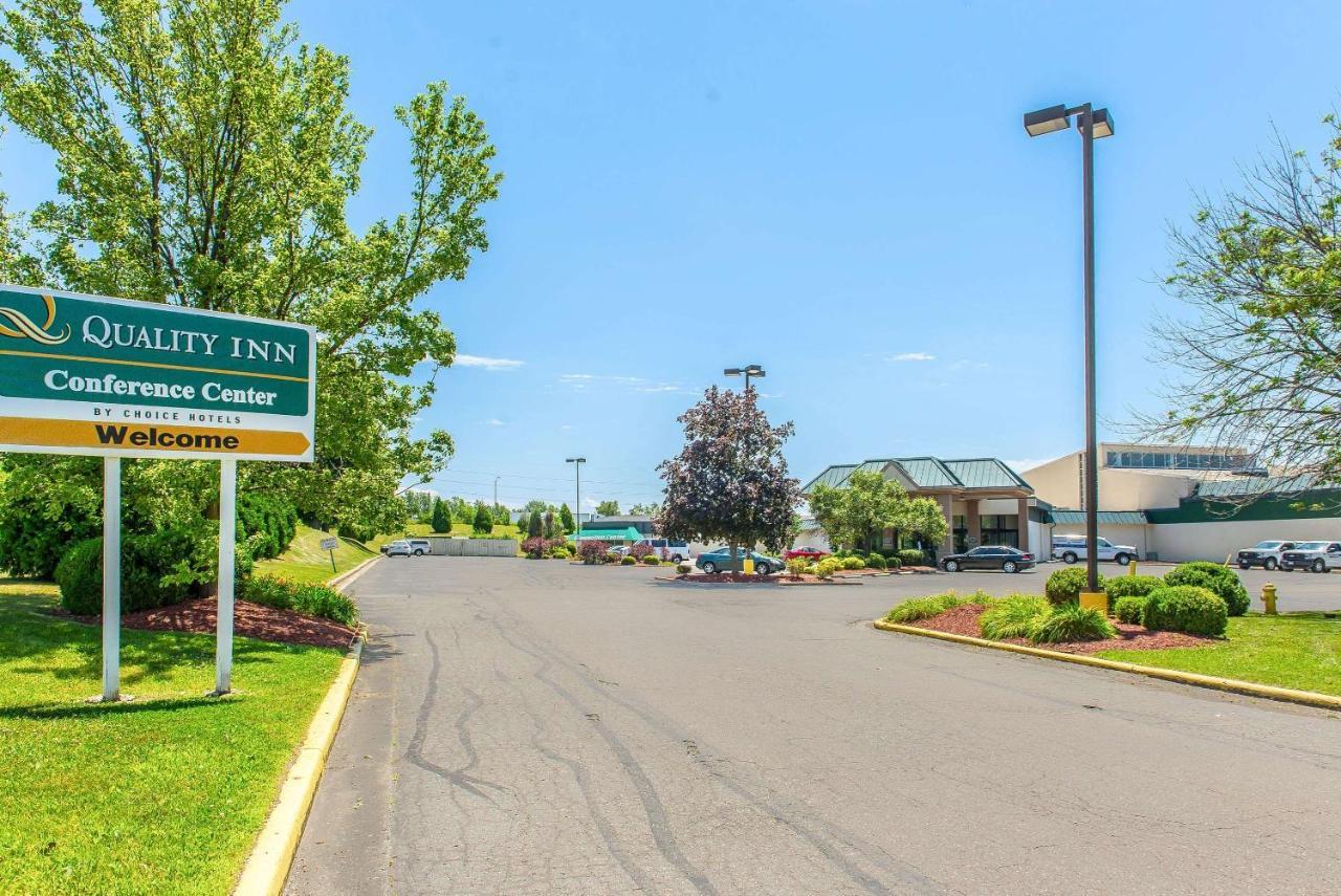Quality And Conference Center 3*